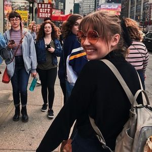 Meet your Posher, Savannah